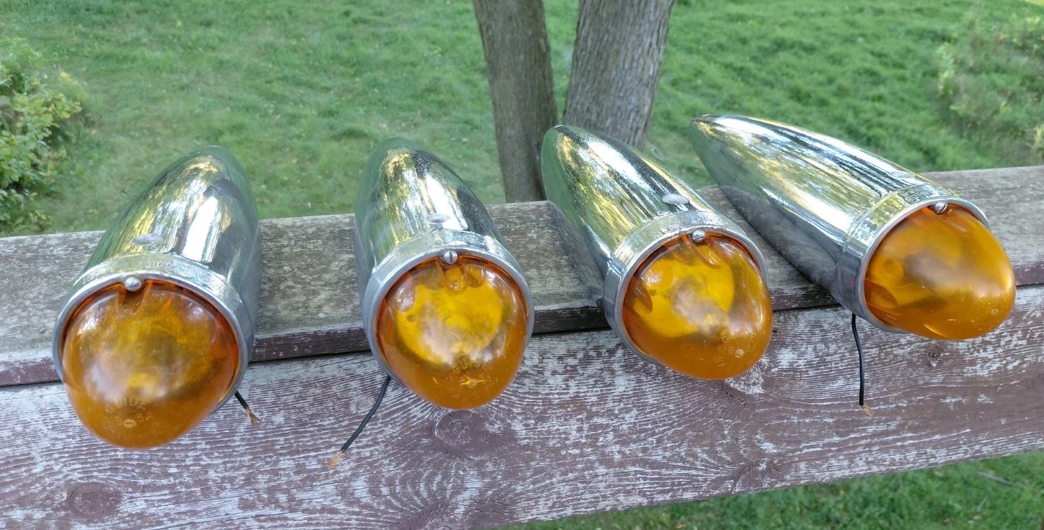 (4) FOUR VINTAGE GUIDE LIGHTS M-B5 CAB LIGHTS SEMI AMBER RAT ROD CHROME TESTED (4) FOUR VINTAGE GUIDE LIGHTS M-B5 CAB LIGHTS SEMI AMBER RAT ROD CHROME TESTED