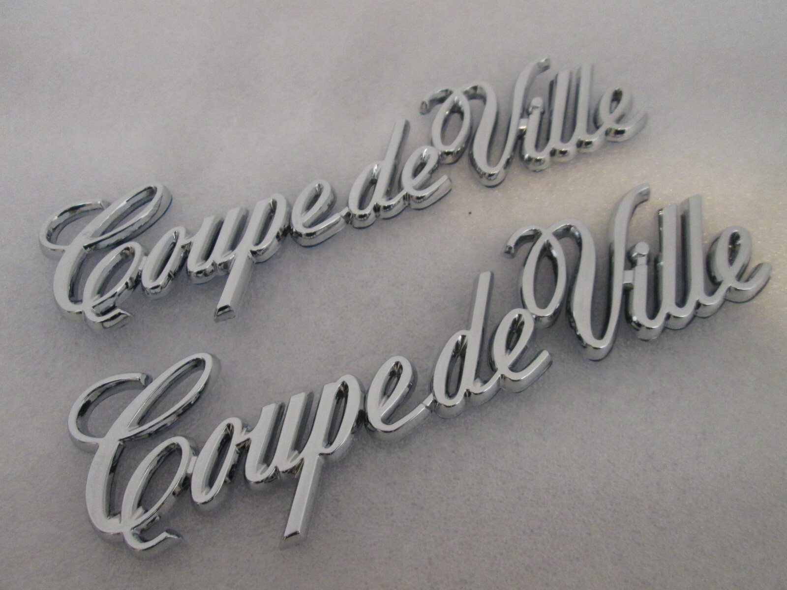 Cadillac OEM 1985-1995 Coupe deVille Chrome Emblem Badge Logo Nameplate **PAIR** Cadillac OEM 1985-1995 Coupe deVille Chrome Emblem Badge Logo Nameplate **PAIR**