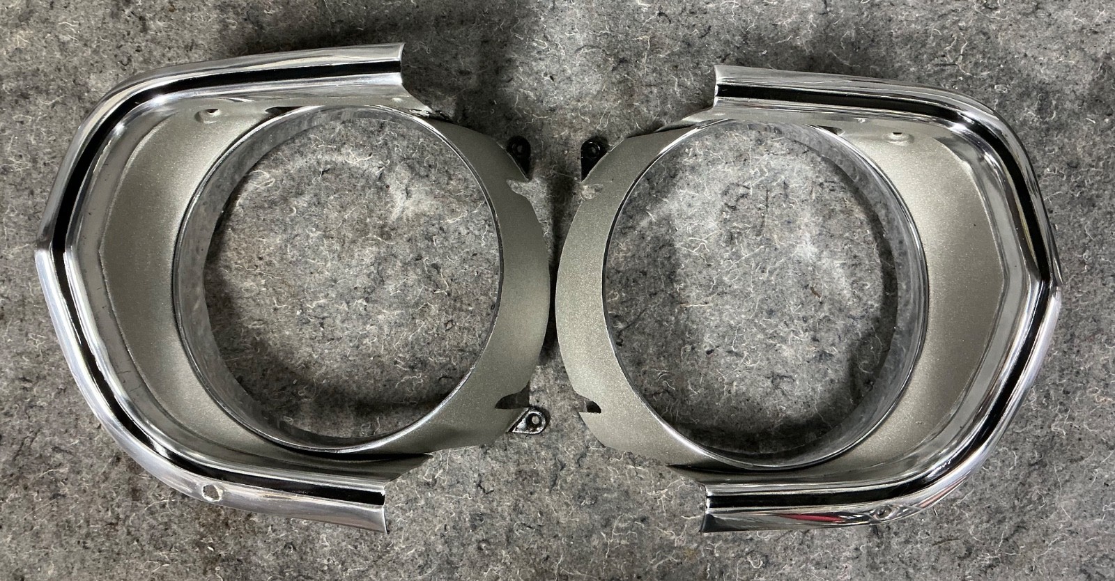 67 BARRACUDA HEADLIGHT BEZEL SET - NICE cuda PLYMOUTH 1967 1968 — SET#1