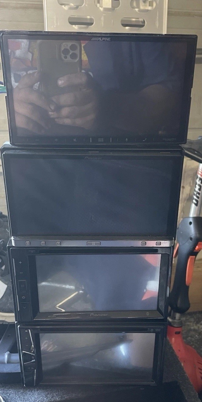 3 Pioneer 1 Alpine Aftermarket Radio Stereo CD DVD Player Screen Display