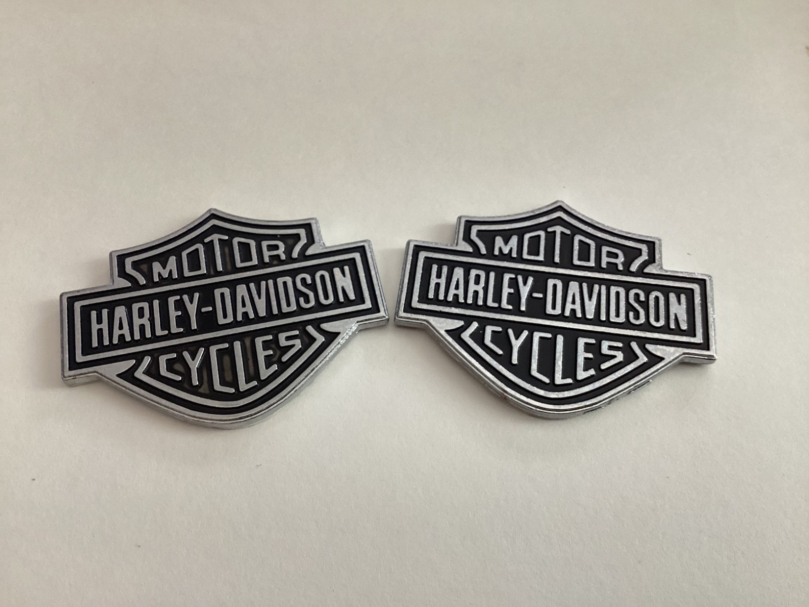 2 EA. Harley-Davidson Bar & Shield Metal Emblem Badges. OEM 99352-82Z Small Logo