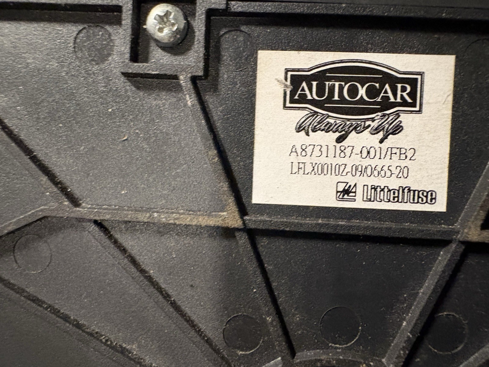 Autocar Littelfuse A8731187-001 FB2 Fuse & Relay Power Distribution Box – New