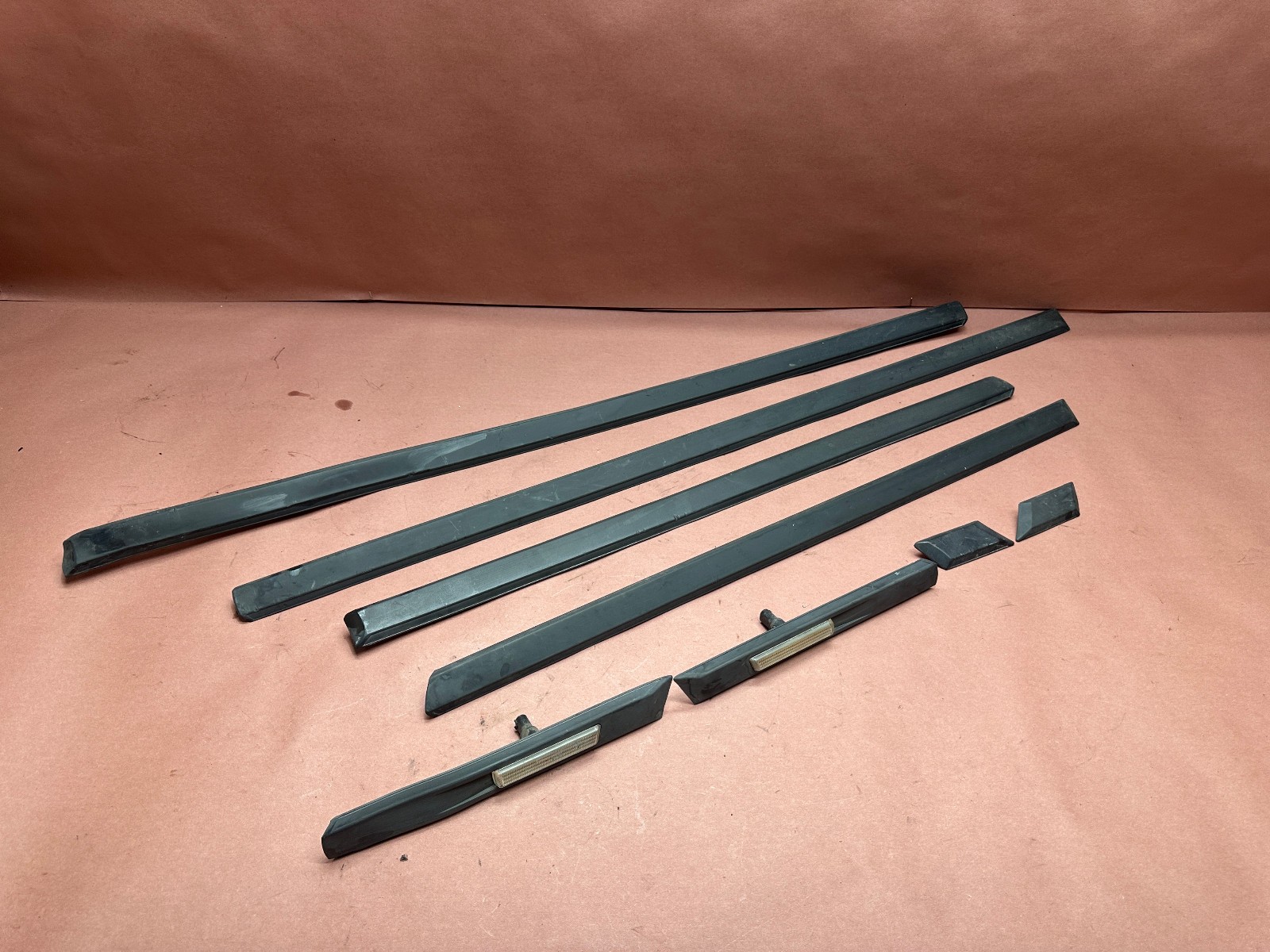 BMW E38 740i Exterior Body Door Molding Trim Strip Black 5 Pieces OEM 157K