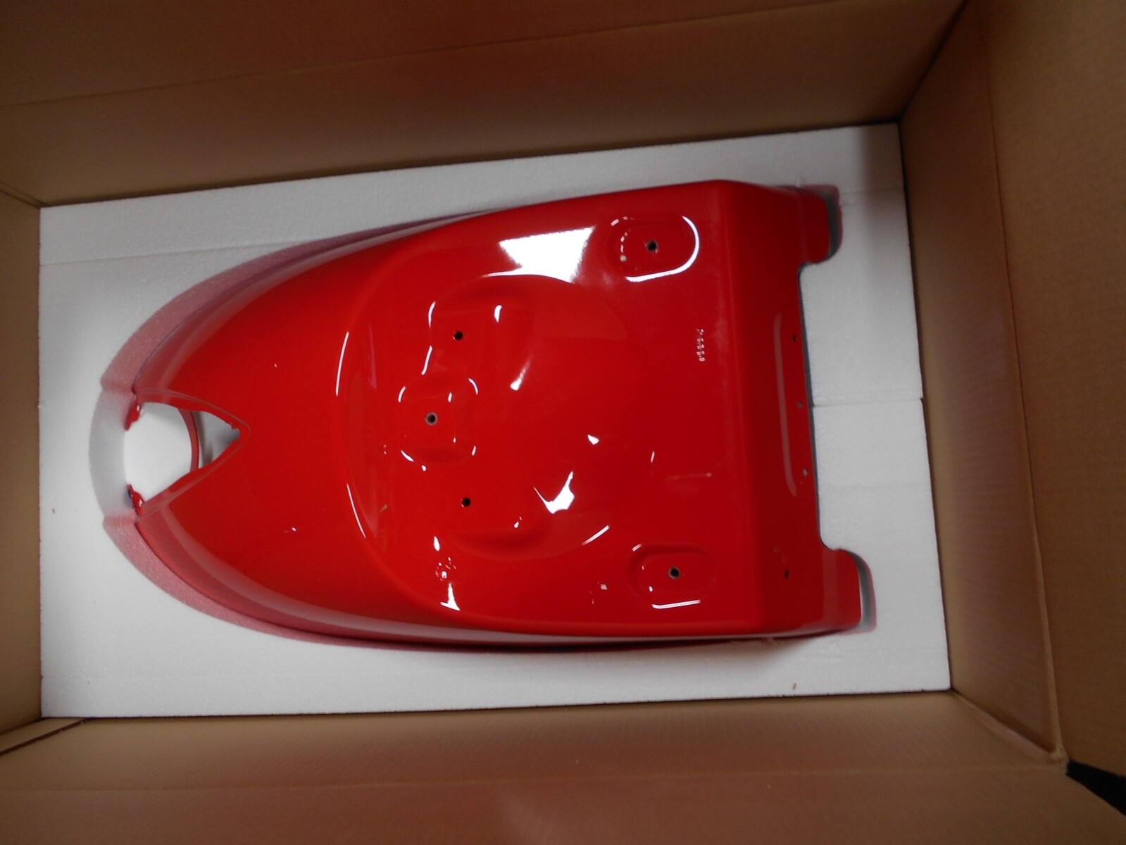 05-15 Victory Hammer 8 BAll brand new NOS rear FENDER 1014485-294 BRIGHT RED