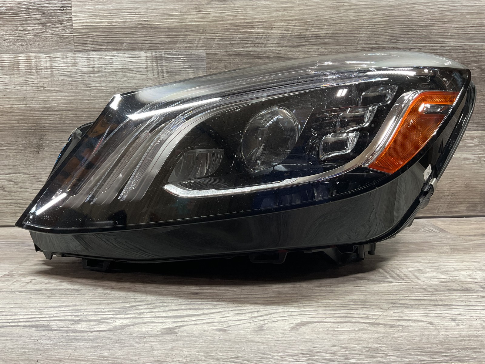 USED - 2018-2020 Mercedes S-Class L Headlamp - OEM