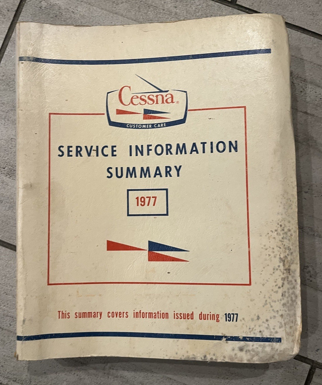 1977 Cessna SERVICE INFORMATION SUMMARY Manual OEM Original Flaws .   Read ..