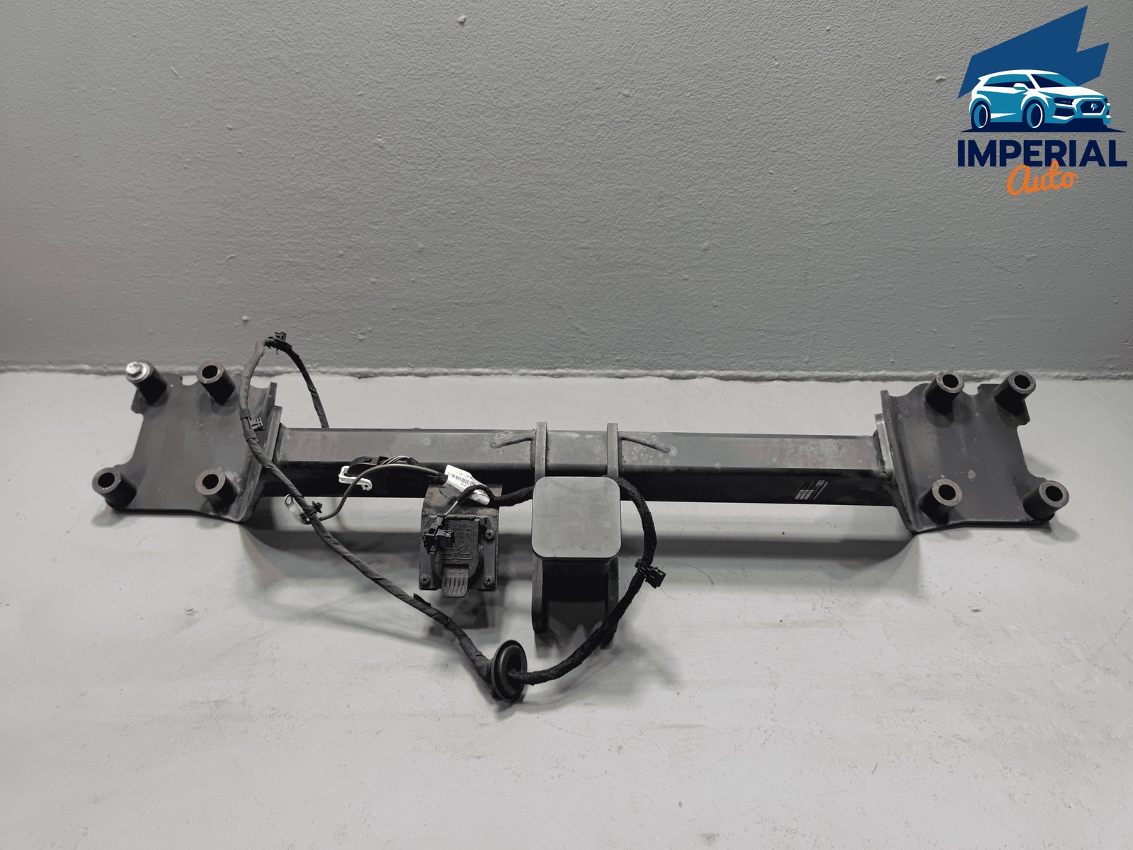 2017-2023 Audi Q7 SQ7 Rear Towing Hook Trailer Tow Hitch OEM