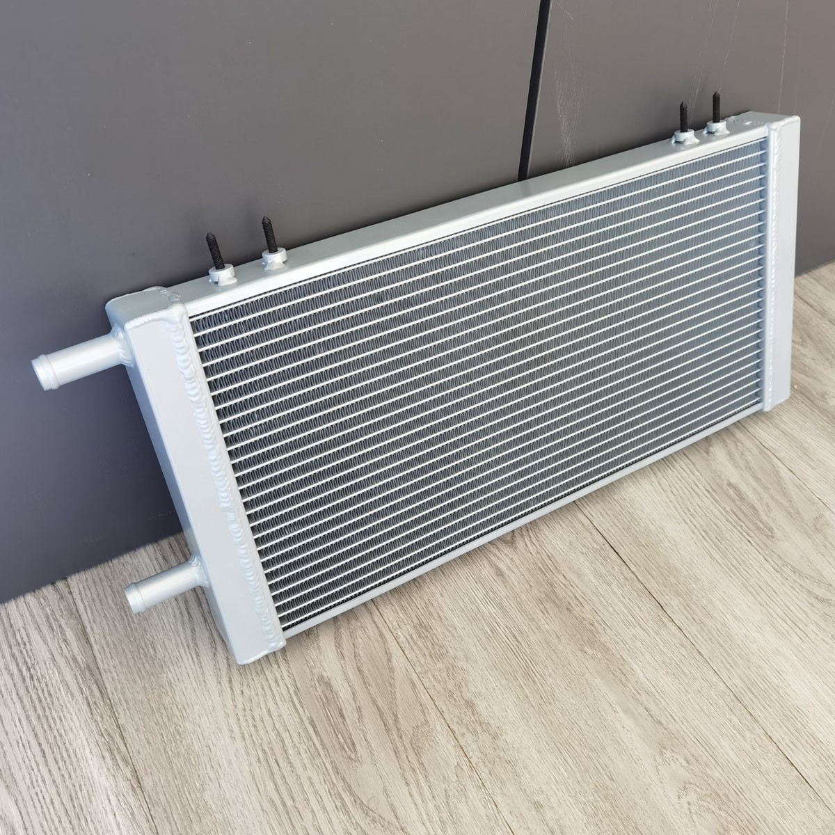 Universal Aluminum Radiator Liquid Heat Exchanger Air to Water Intercooler 2Rows
