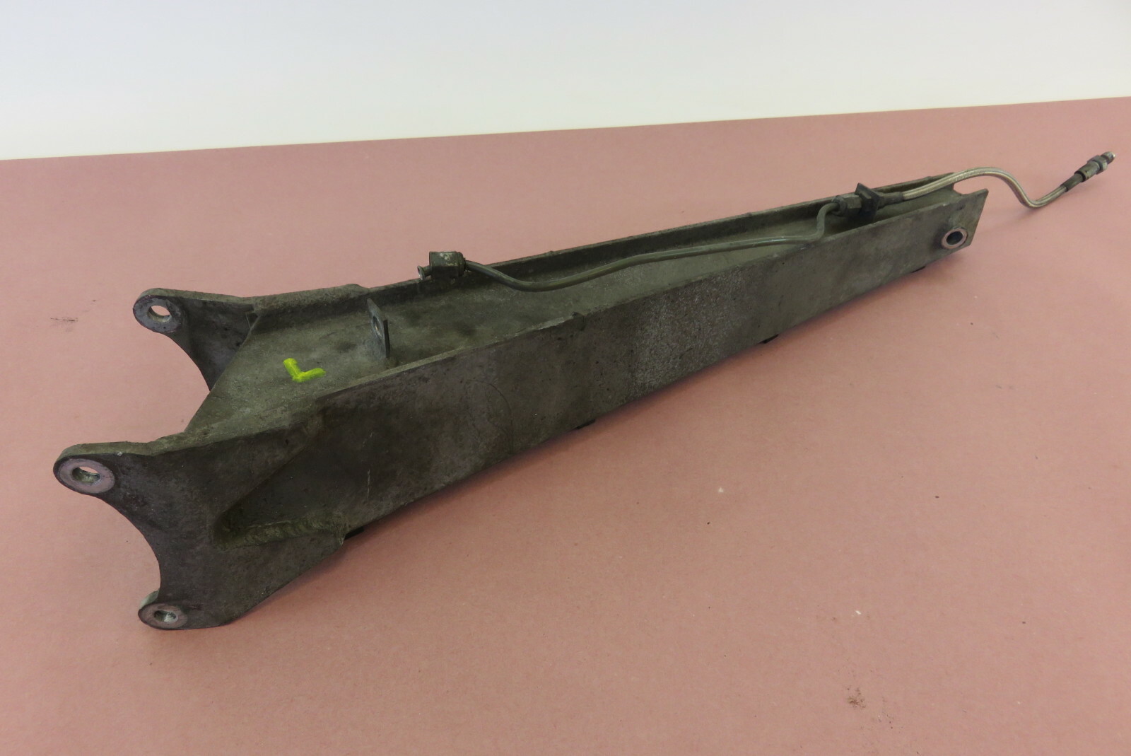 94 Lotus Esprit S4 control radius arm, lower, left rear D082D4111F 94 Lotus Esprit S4 control radius arm, lower, left rear D082D4111F