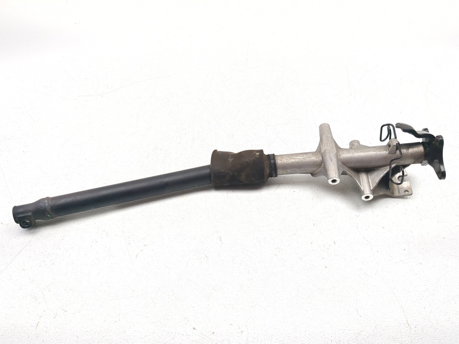 16-26 Can-Am Spyder F3-T SE6 Front Steering Shaft Support Column 709402421