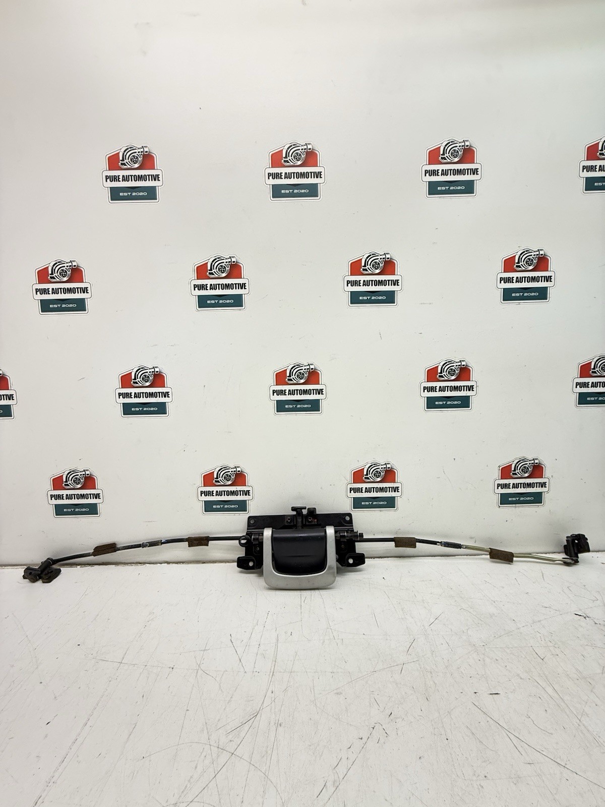 2004-2009 Nissan 350Z Roadster Convertible Front Top Release Latch OEM