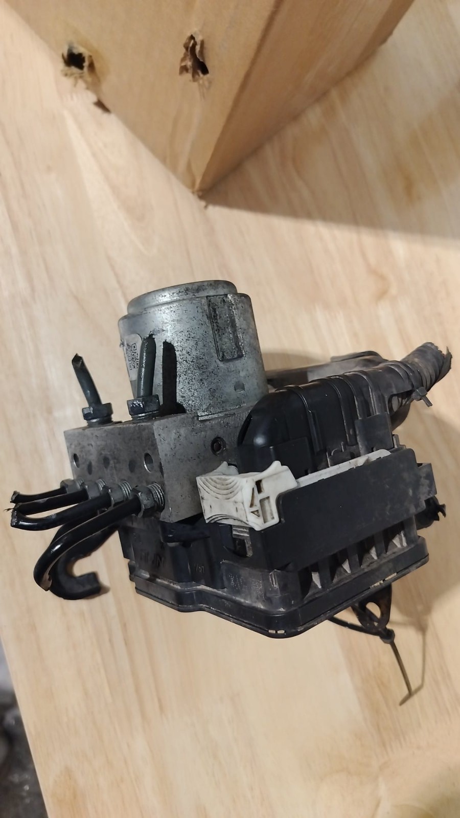2016-2017 Honda HR-V Fwd Anti Lock Brake Actuator Pump Assembly OEM AT