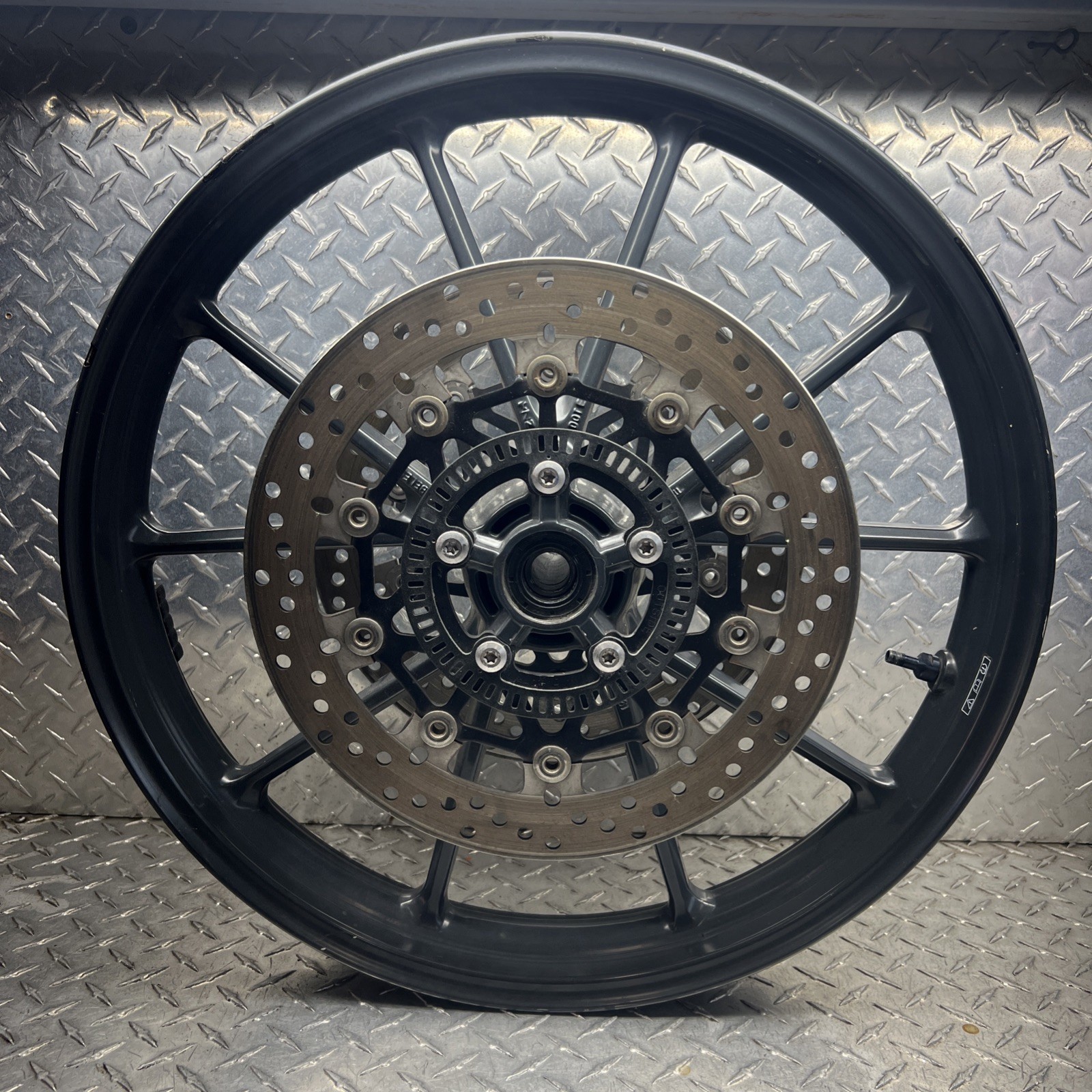 2012-2015 Triumph Tiger Explorer 1200 Abs Front Wheel Rim (STRAIGHT) 2012-2015 Triumph Tiger Explorer 1200 Abs Front Wheel Rim (STRAIGHT)