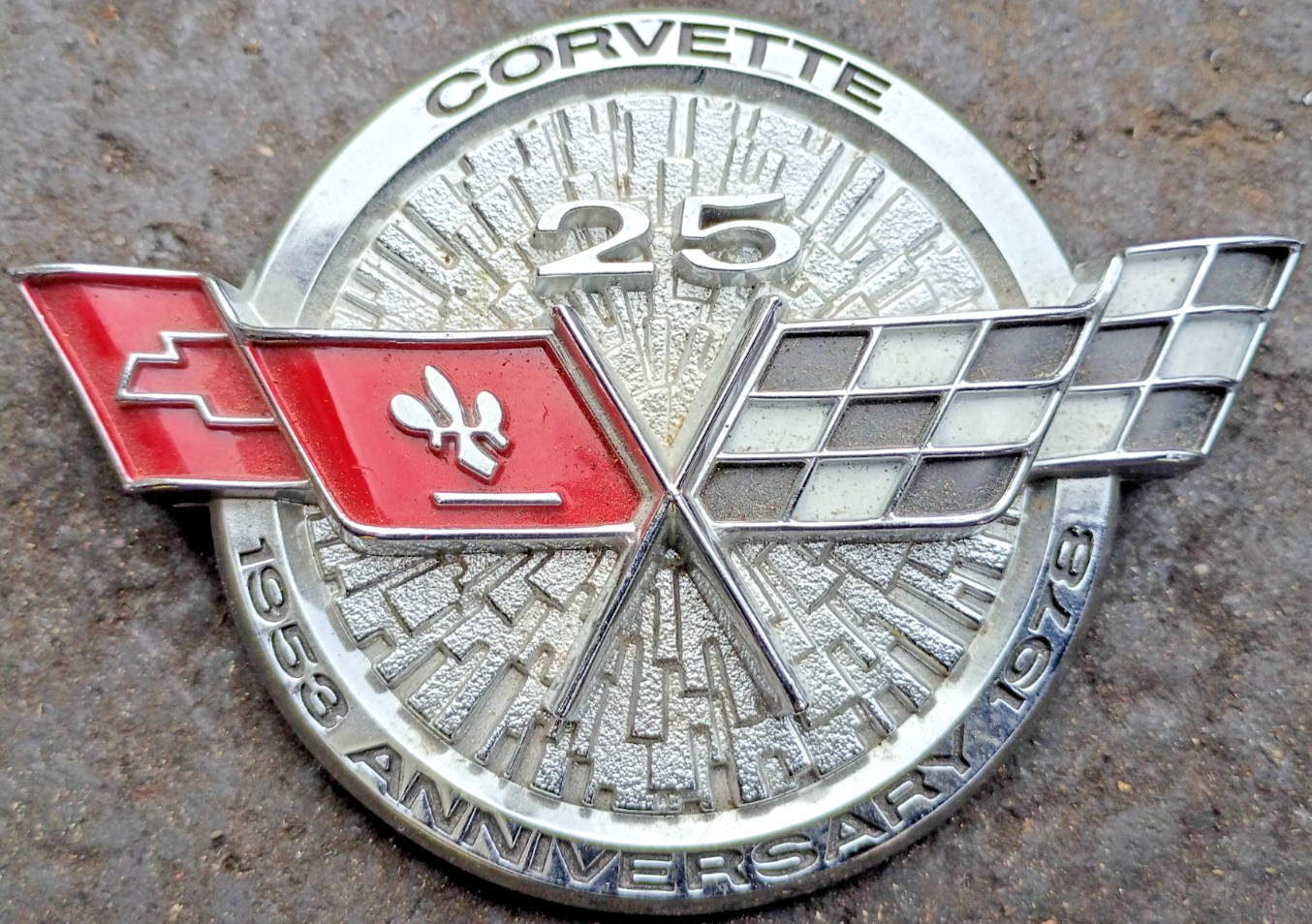 OEM 1978 C3 Corvette 25th Anniv Front Nose Header Emblem Badge 1953-78 GM 472717 OEM 1978 C3 Corvette 25th Anniv Front Nose Header Emblem Badge 1953-78 GM 472717