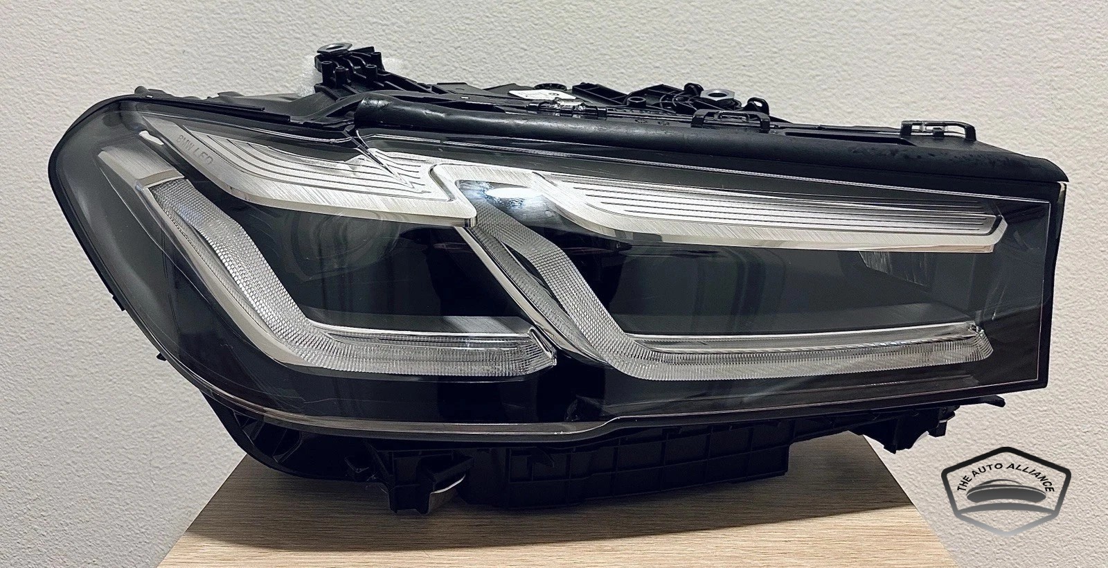 2021 2022 BMW 5 SERIES 530i 540i G30 LED Right Side RH Headlight US OEM 9479274