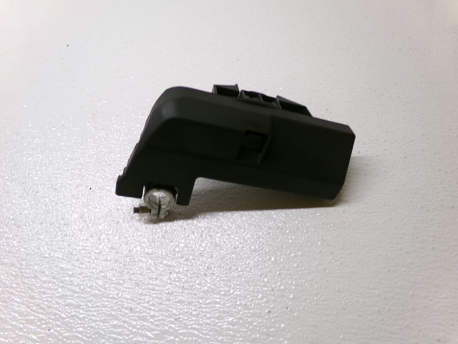 12-18 Audi A6 A7 S6 S7 RS7 Positive Battery Terminal Fuse Connector Block OEM