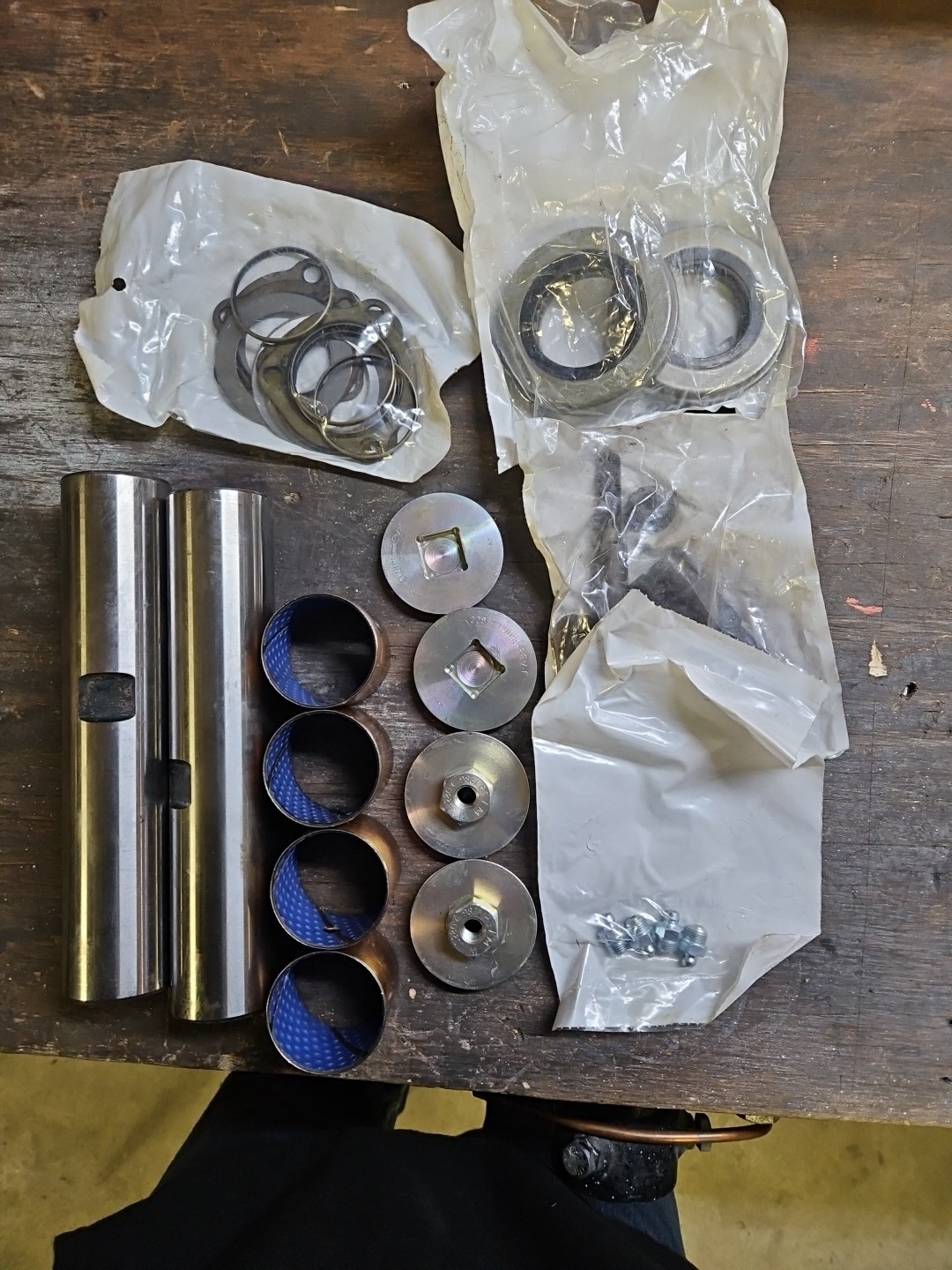 Meritor R201631 Kingpin Kit Meritor R201631 Kingpin Kit