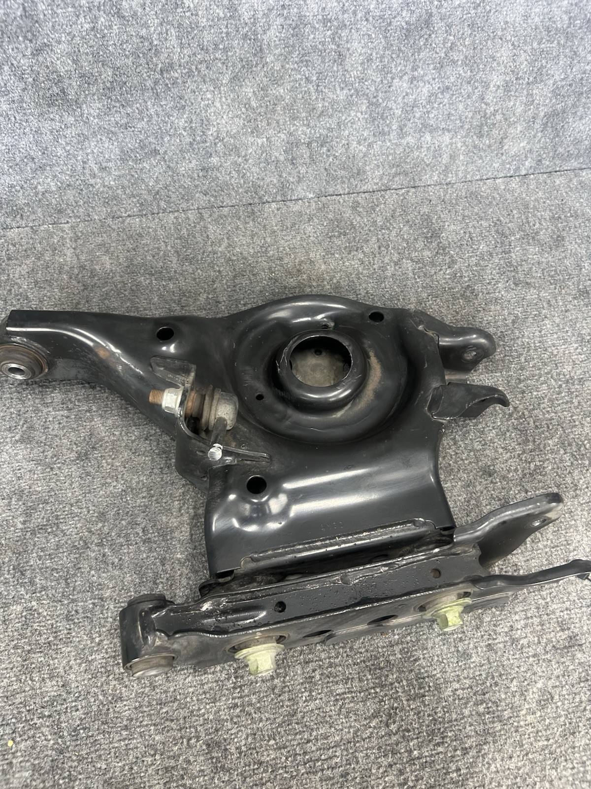 2019-2024 Nissan Altima Rear Left Suspension Lower Control Arm 551B1-6CA2C OEM 2019-2024 Nissan Altima Rear Left Suspension Lower Control Arm 551B1-6CA2C OEM