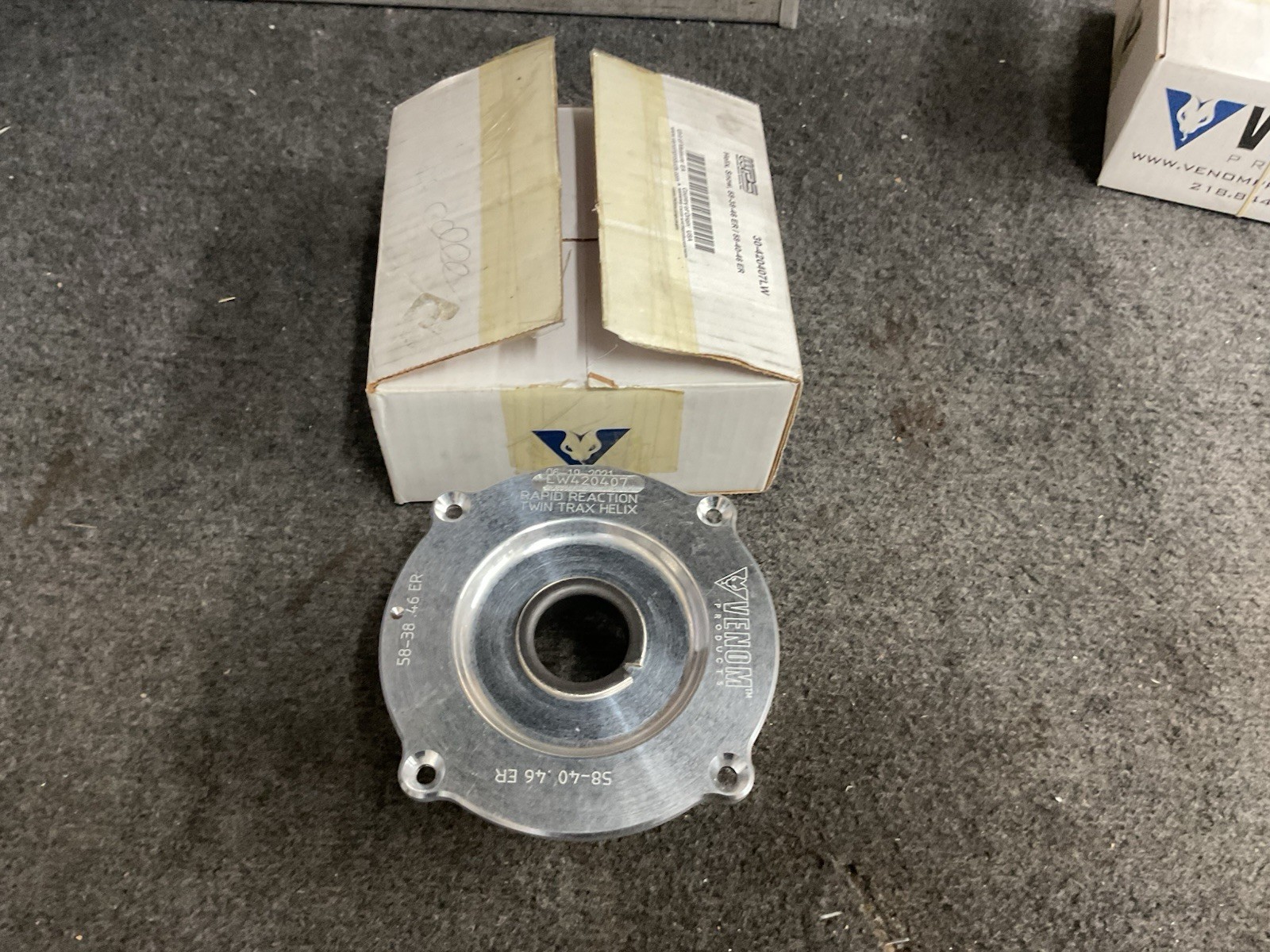 Venom TSS-04 Light Weight Clutch Twin Trax Helix LW420407 Venom TSS-04 Light Weight Clutch Twin Trax Helix LW420407
