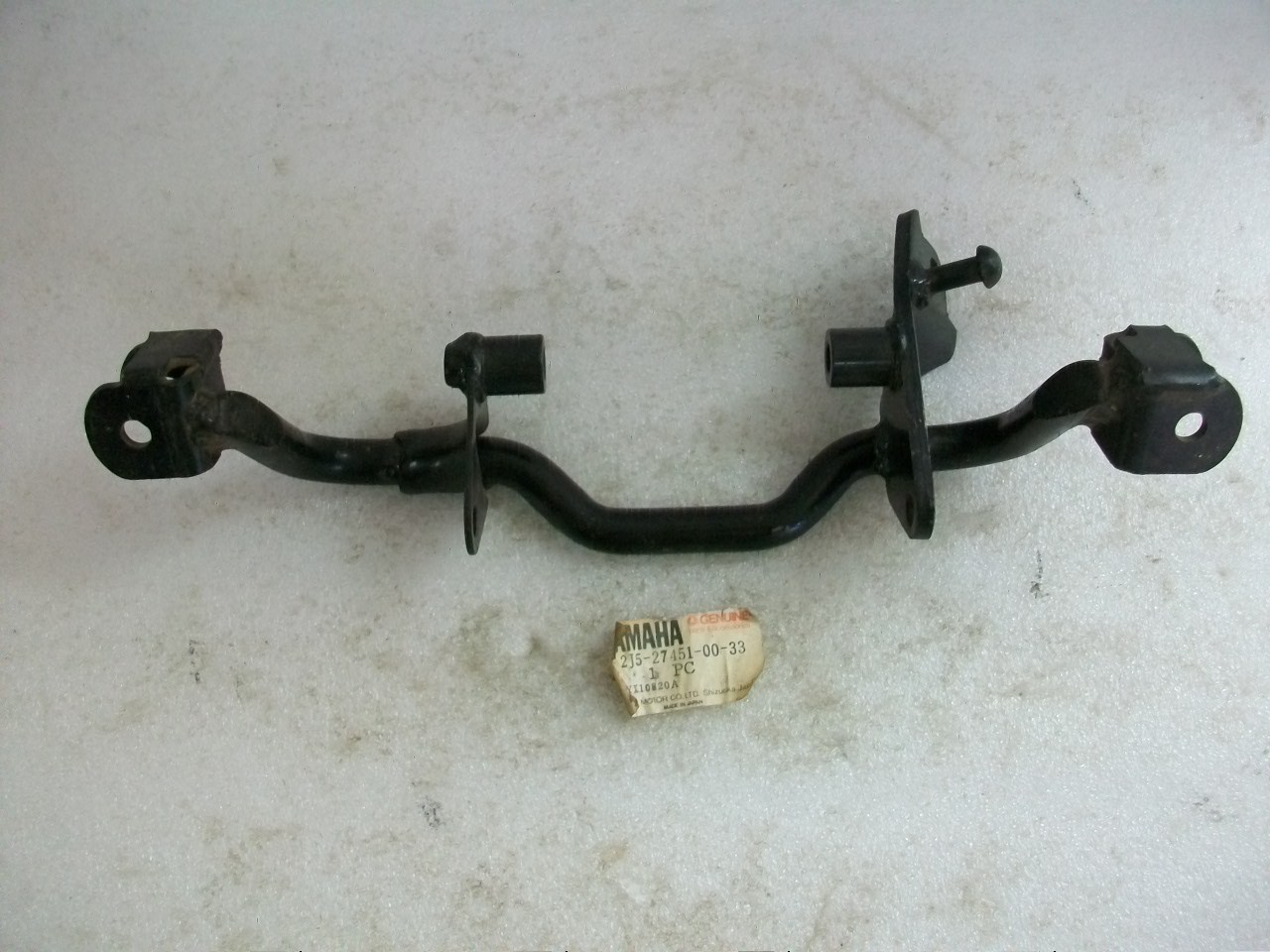 NOS OEM 1977-1978 Yamaha YZ80D YZ80E Footrest Stand 2J5-27451-00-33