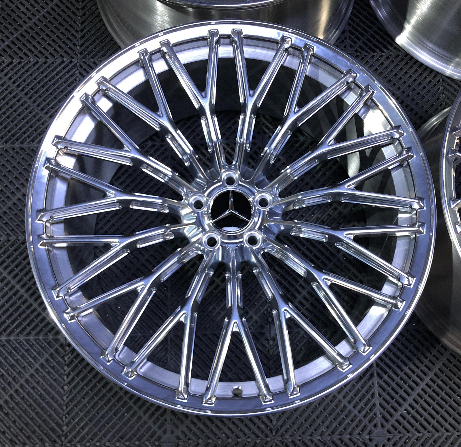 Custom CS020 Forged Wheel 1 pc 20-22\