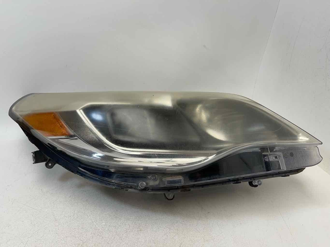 2013-2015 Toyota Avalon RH Headlight Halogen 8111007121