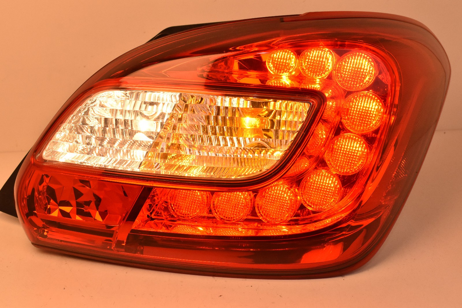 2017-2020 Mitsubishi Mirage Hatchback Right Passenger Side Halogen Taillight OEM 2017-2020 Mitsubishi Mirage Hatchback Right Passenger Side Halogen Taillight OEM