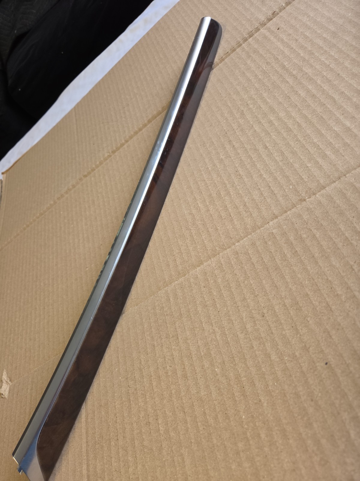 2013-2017 AUDI S5 - Front LEFT DOOR Panel TRIM / Molding 8T0867409AB 2013-2017 AUDI S5 - Front LEFT DOOR Panel TRIM / Molding 8T0867409AB