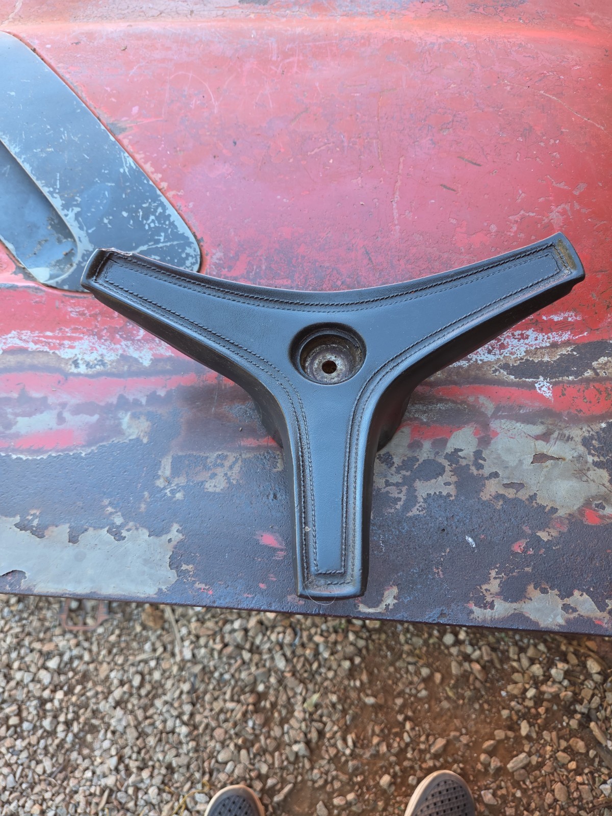 69 MOPAR HORN BUTTON B BODY CHARGER GTX ROAD RUNNER RT SUPER BEE WHEEL 70 Black 69 MOPAR HORN BUTTON B BODY CHARGER GTX ROAD RUNNER RT SUPER BEE WHEEL 70 Black