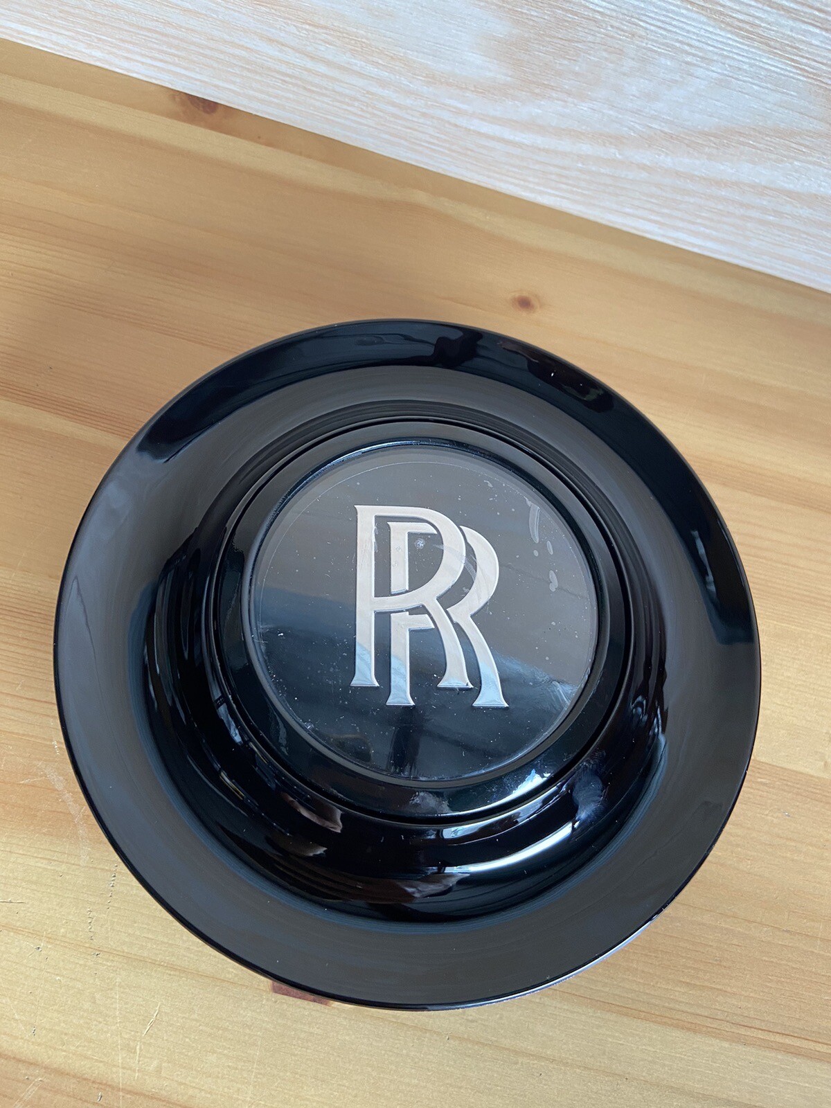1pc For ROLLS ROYCE GHOST WRAITH DAWN FLOATING CENTER CAP WHEEL CAPS HUB BLACK 1pc For ROLLS ROYCE GHOST WRAITH DAWN FLOATING CENTER CAP WHEEL CAPS HUB BLACK