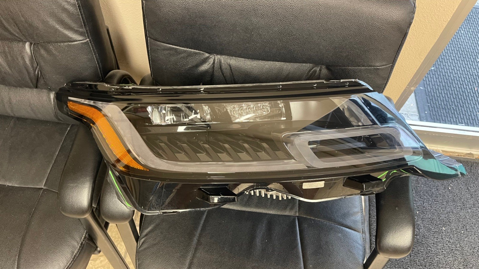 ✅ 2018 2019 2020 2021 LAND ROVER RANGE ROVER SPORT RIGHT SIDE HEADLIGHT OEM