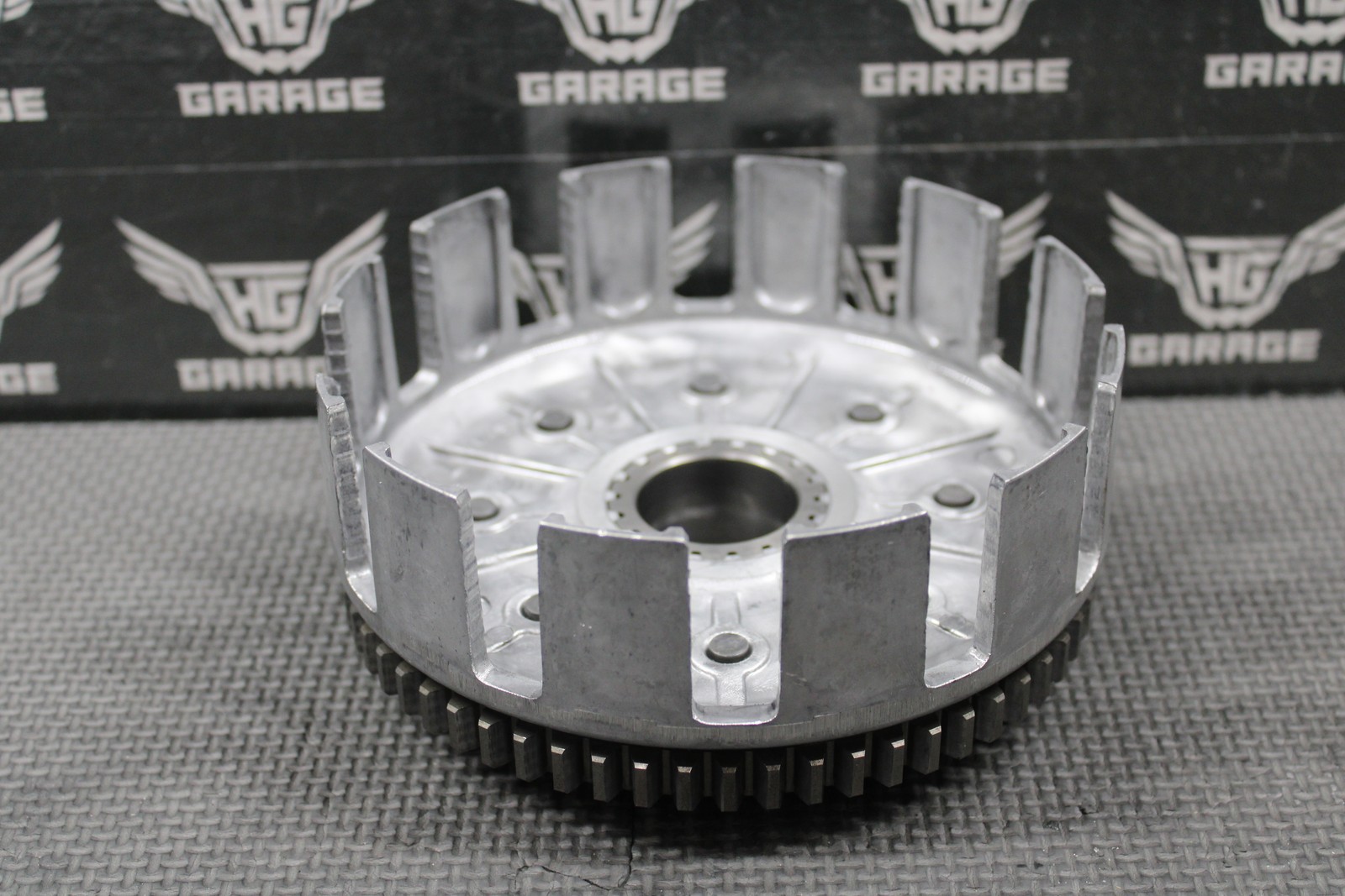 1988 87-89 HONDA CR250R OEM CLUTCH BASKET RING GEAR 22100-KZ3-000