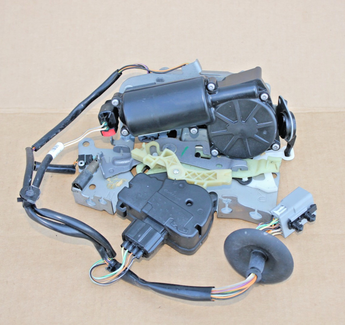 OEM Mopar Sliding Door Latch Left for 2023-2027 Chrysler Pacifica 68645939AA