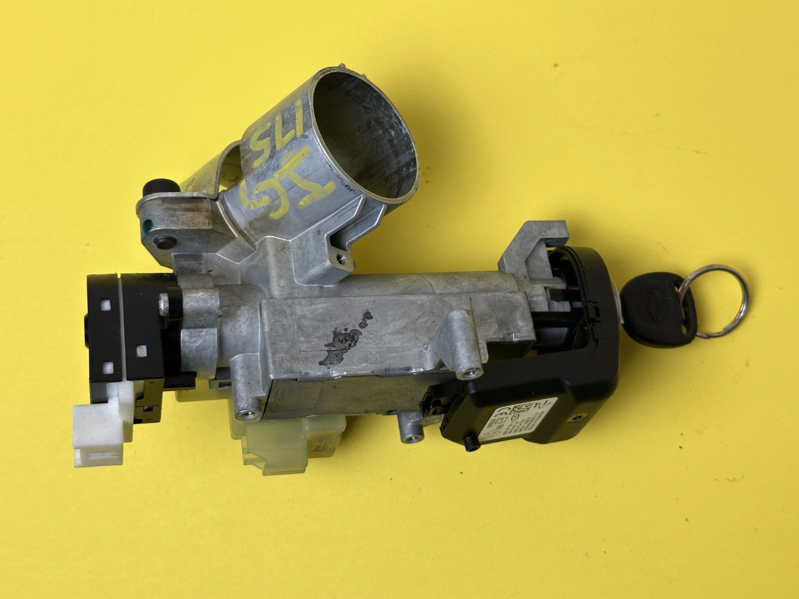 2009-2017 CHEVROLET TRAVERSE IGNITION LOCK ASSEMBLY W/ KEY OEM 25993522