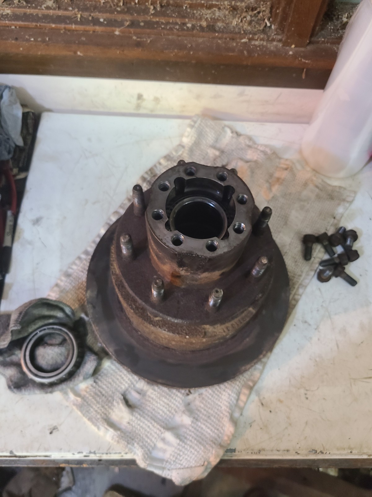 01-10 Chevy Silverado GMC Sierra 3500 Rear Wheel Hub OEM Drw Recent Rotor 11.5 01-10 Chevy Silverado GMC Sierra 3500 Rear Wheel Hub OEM Drw Recent Rotor 11.5