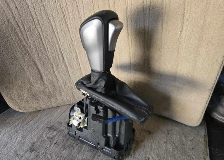 2016-2021 Jeep Grand Cherokee Automatic Floor Shift Shifter Assembly OEM