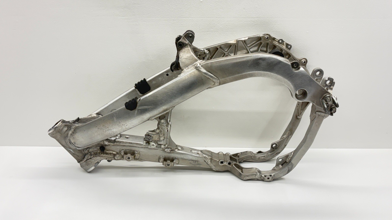 2013-2015 Suzuki RMZ250 Frame Main Chassis Hull Body OEM Dirt Bike 41100-49H20