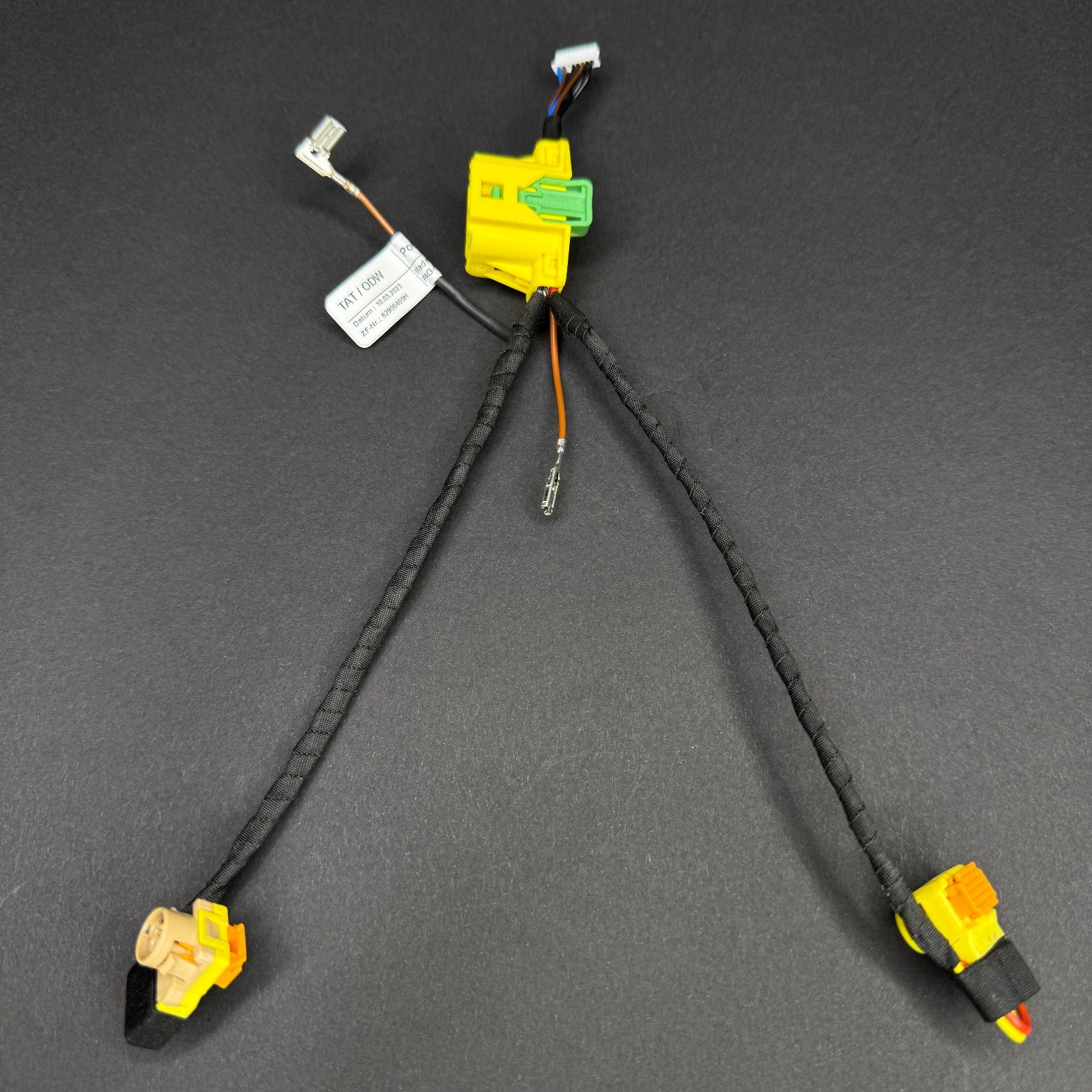 OEM _ Porsche 911 992  Panamera Taycan Cayenne Steering Wheel Wiring cables