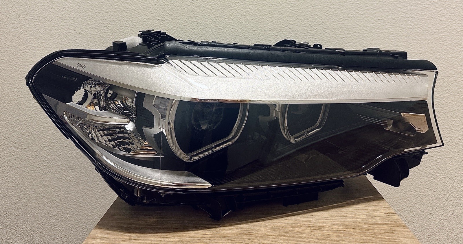 2017-2020 BMW 5 Series G30 Xenon LED Passenger Side Headlight OEM