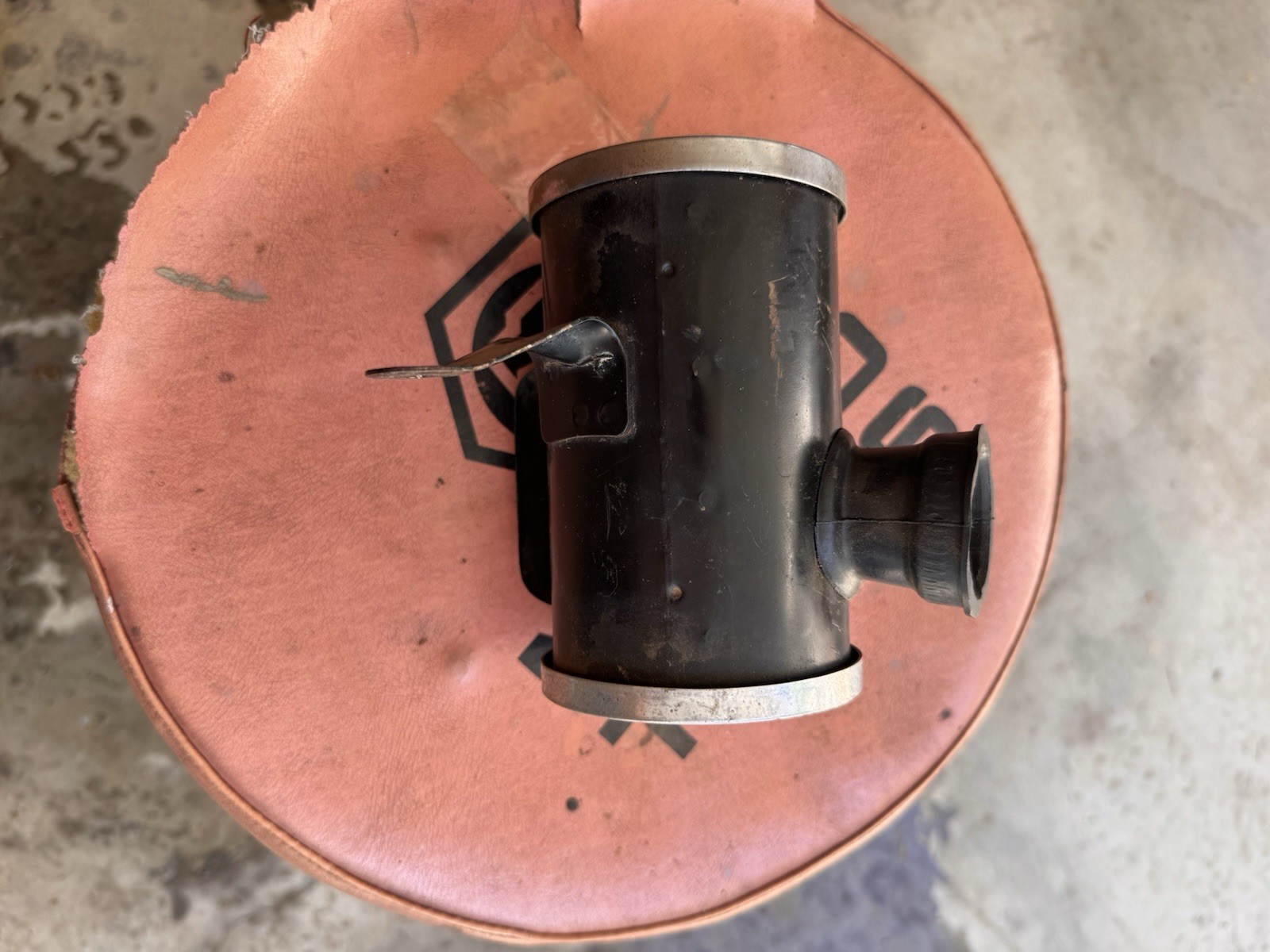Honda SL70 Air Filter/Housing. Used OEM. Good Condition.