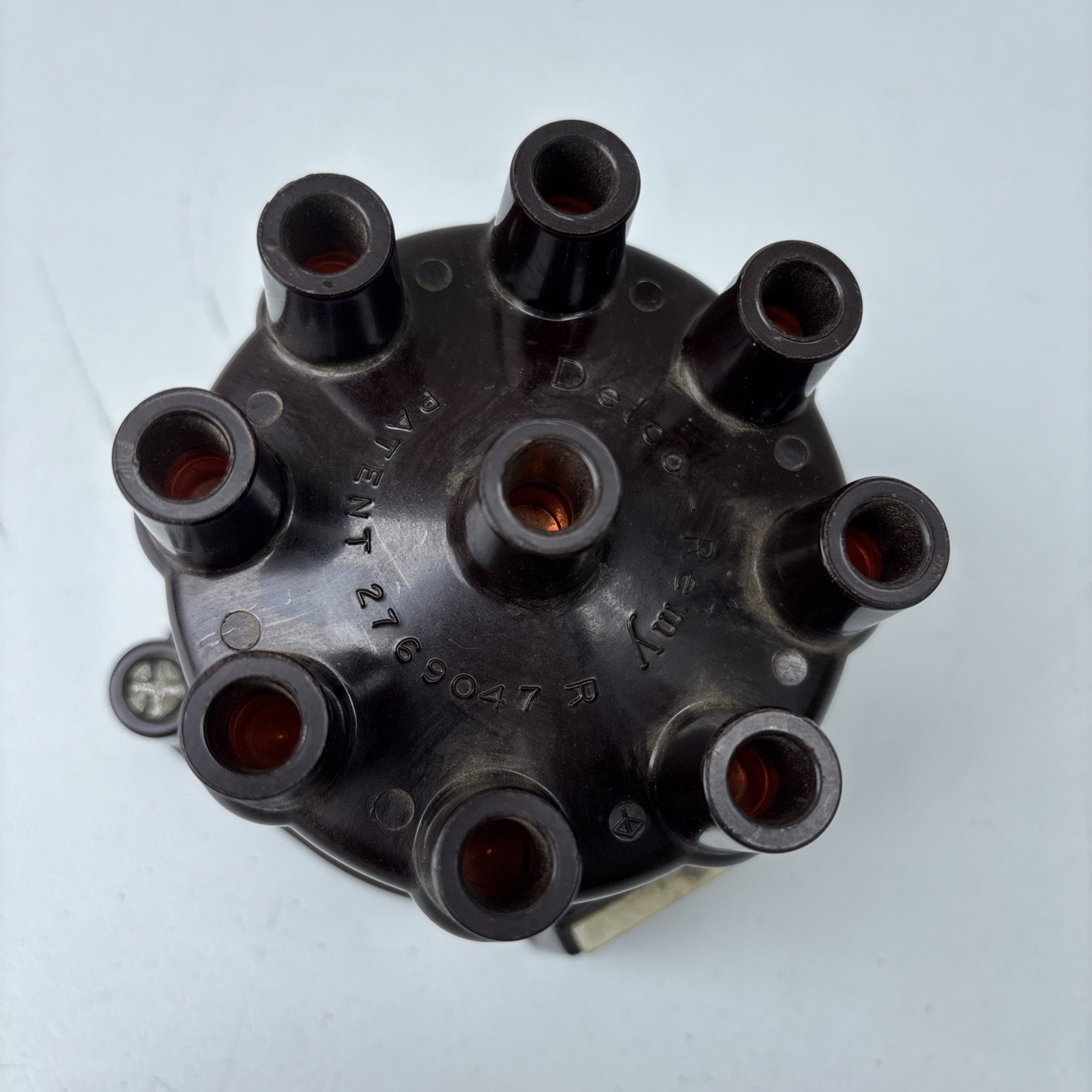 Vintage Delco Remy 2769047 R Distributor Cap Chevelle Corvette Camaro 1969-1974