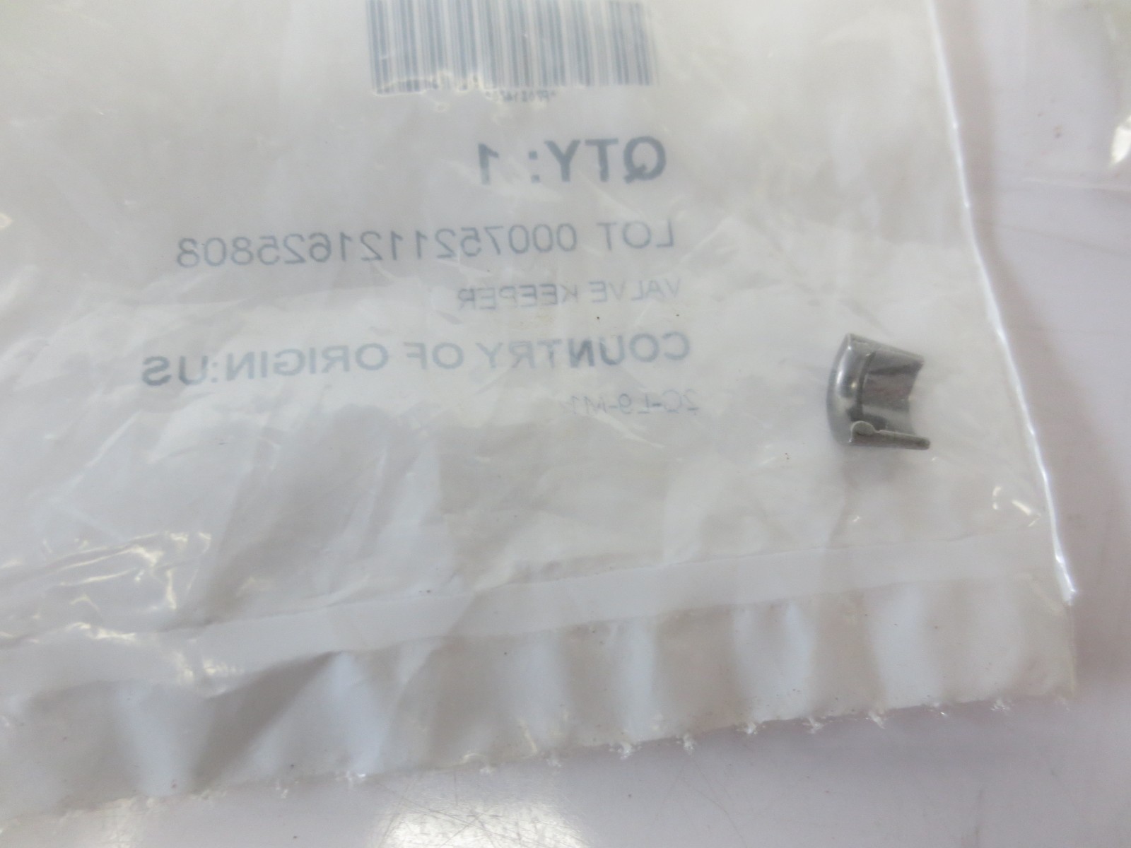 NEW Genuine Polaris OEM Valve Keeper(1) 7081470 NEW Genuine Polaris OEM Valve Keeper(1) 7081470