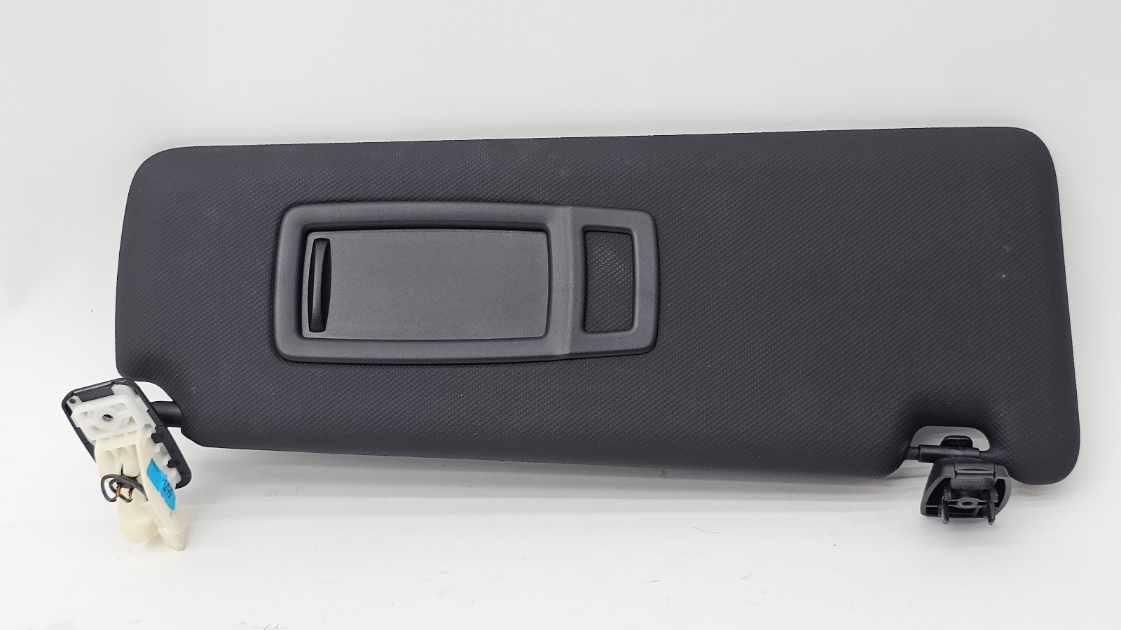 12-20 BMW F30 F32 F36 3/4-Series Front Right Sunvisor Sun Visor Cover Black OEM