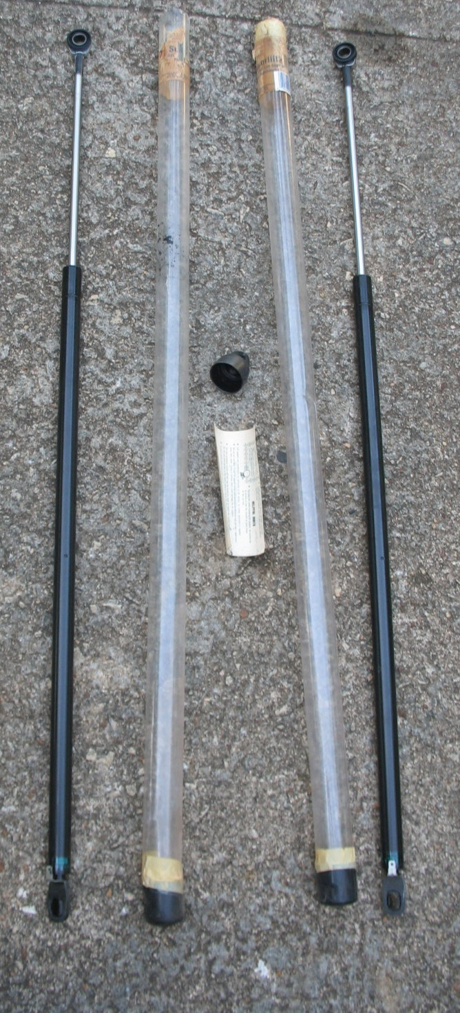 NOS AC Delco Rear Compartment Lift Support PAIR 12333224 20541156 1982-92 Camaro