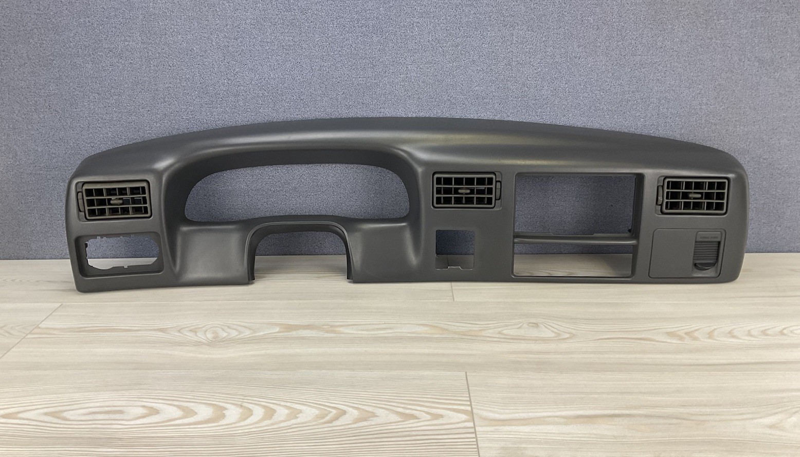 ⭐️1999-2004 Ford F-250 F-350 Dash Instrument Cluster Radio Trim Bezel Gray OEM ⭐️1999-2004 Ford F-250 F-350 Dash Instrument Cluster Radio Trim Bezel Gray OEM