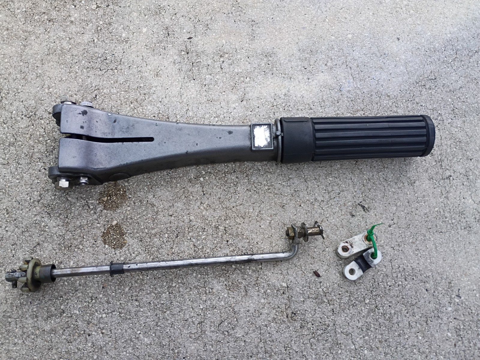 Tohatsu Nissan M30 30hp Two Stroke Tiller Handle Clean 2 Cylinder