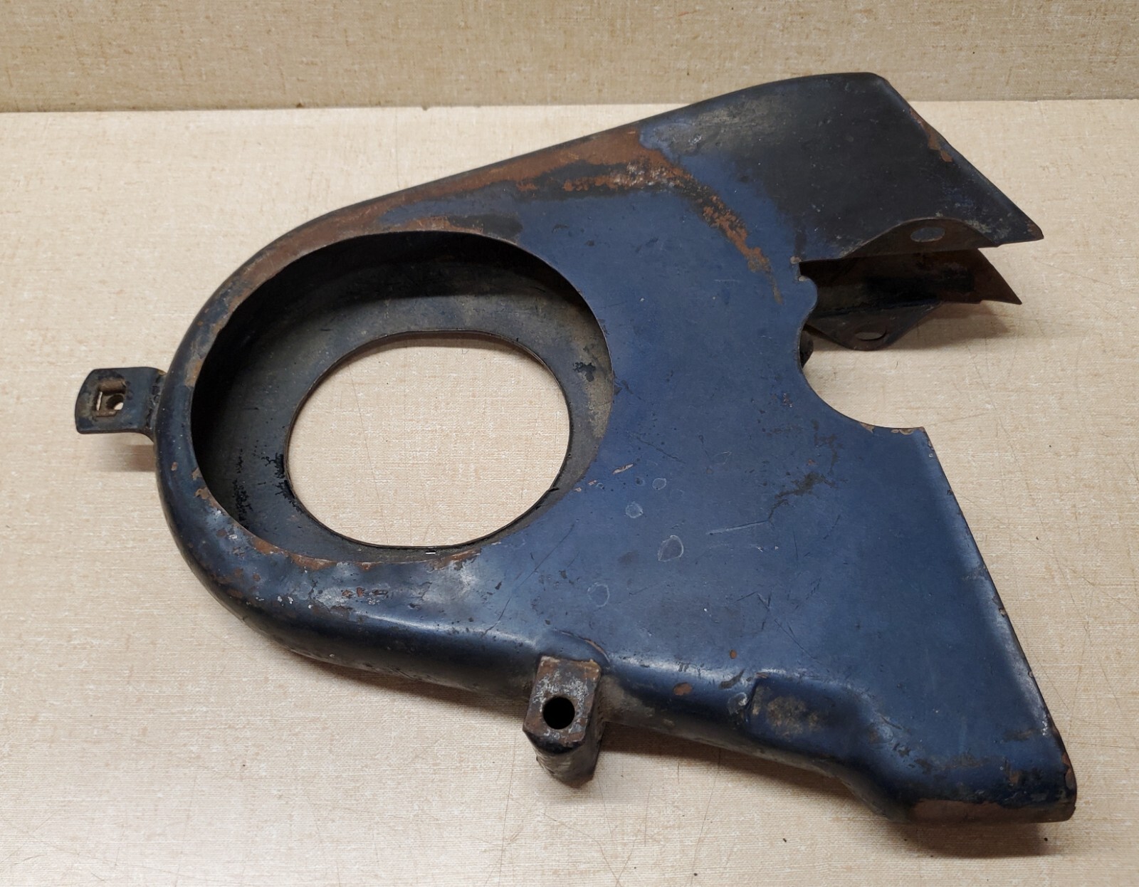 ARIEL 5721-56 FRONT CHAIN GUARD CASE RED HUNTER HS500 1955 mid 1950's