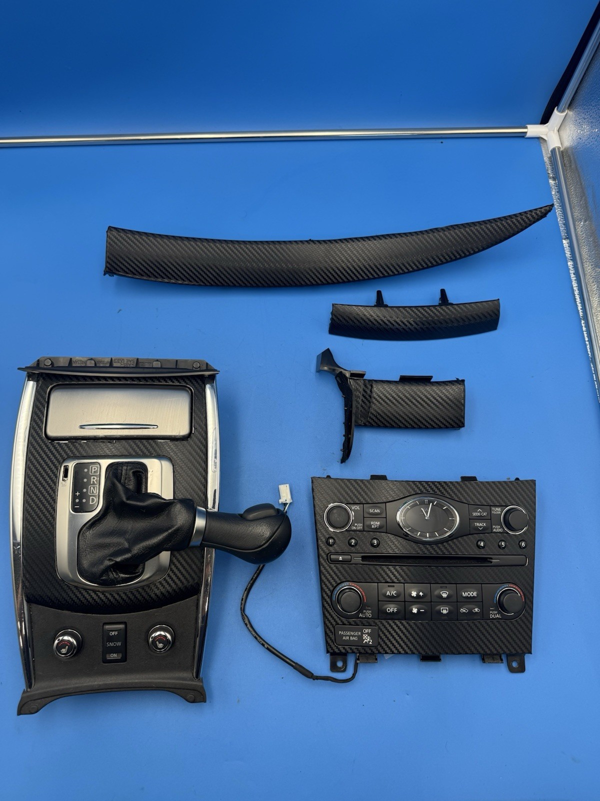 09-13 INFINITI G37 SHIFTER BEZEL , DASH TRIM, CLIMATE CONTROL OEM WrapedCarbon 09-13 INFINITI G37 SHIFTER BEZEL , DASH TRIM, CLIMATE CONTROL OEM WrapedCarbon