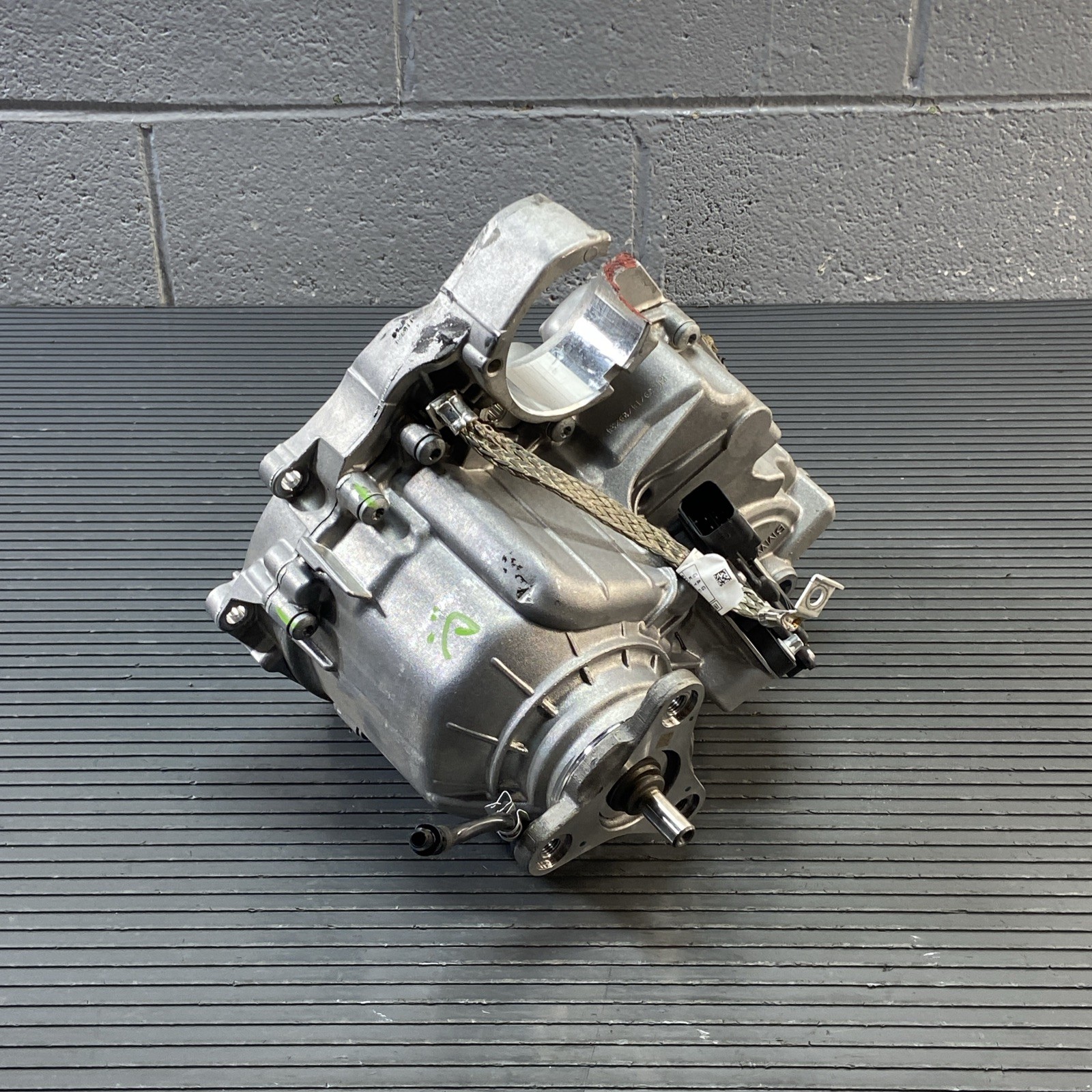 2020-2025 BMW M3 G80 3.0L AWD Transfer Case Box ATC 13-2 1k Miles OEM *NOTE*