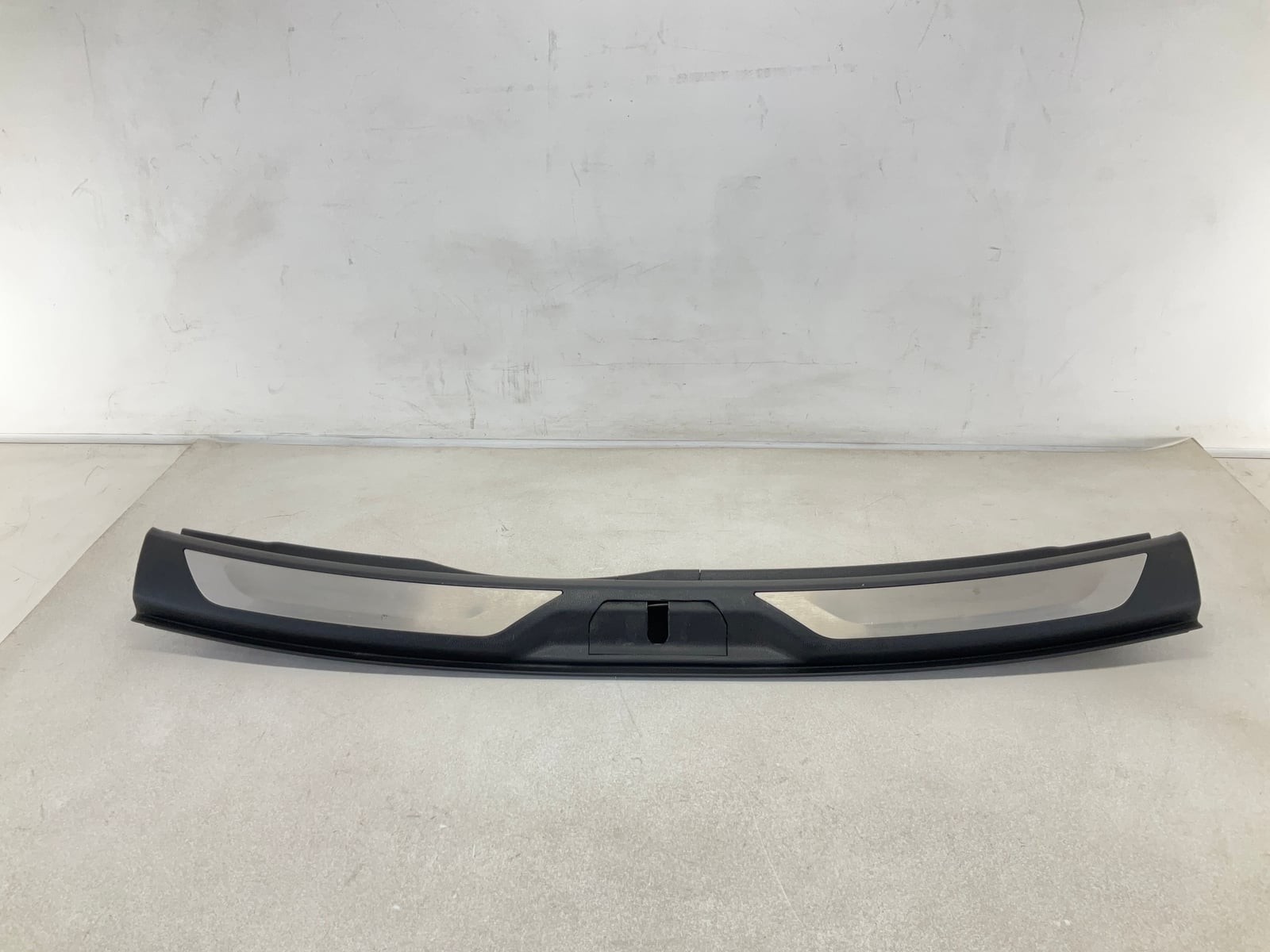 17-20 MASERATI Levante Rea Trunk Sill Scuff Plate Trim Cover